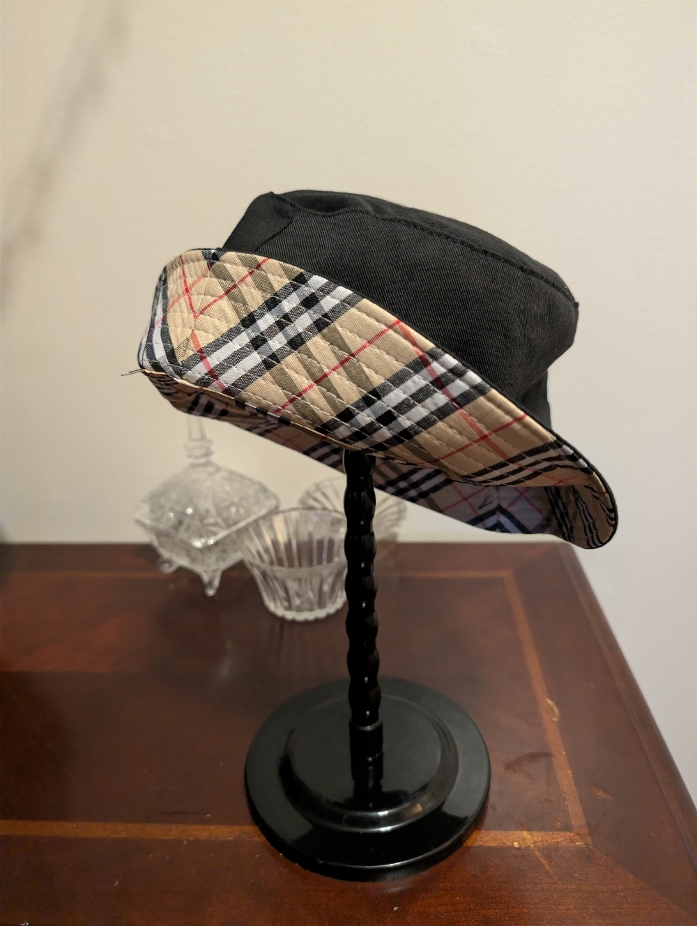 Women's Reversible Bucket Hat BLACK - Picture 3 of 3